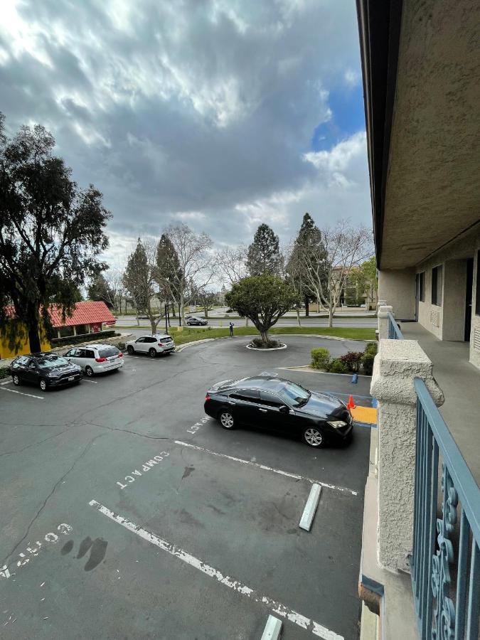 Chino Motel Exterior photo